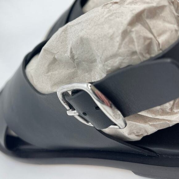 Everlane The City Crossover Sandal Black Leather Size 5 New without Box - Picture 12 of 12
